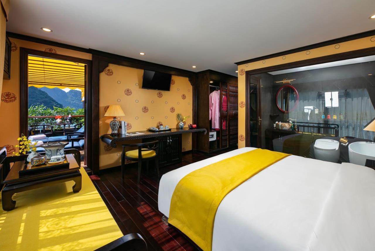 下龍 Nostalgia Halong Cruise酒店 外观 照片