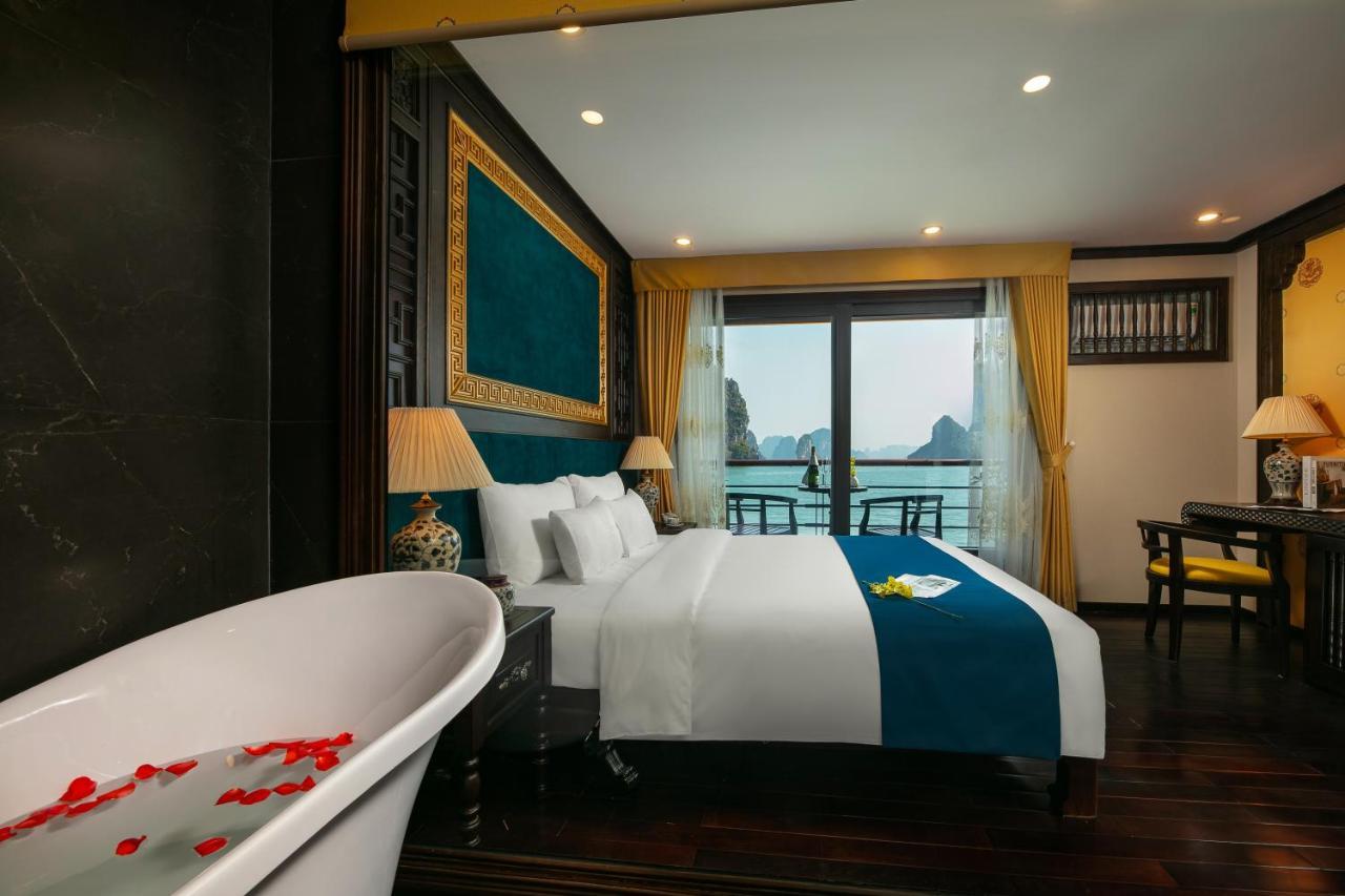 下龍 Nostalgia Halong Cruise酒店 外观 照片