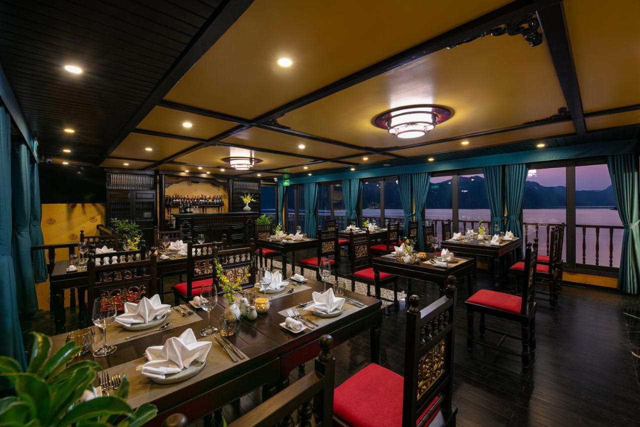 下龍 Nostalgia Halong Cruise酒店 外观 照片